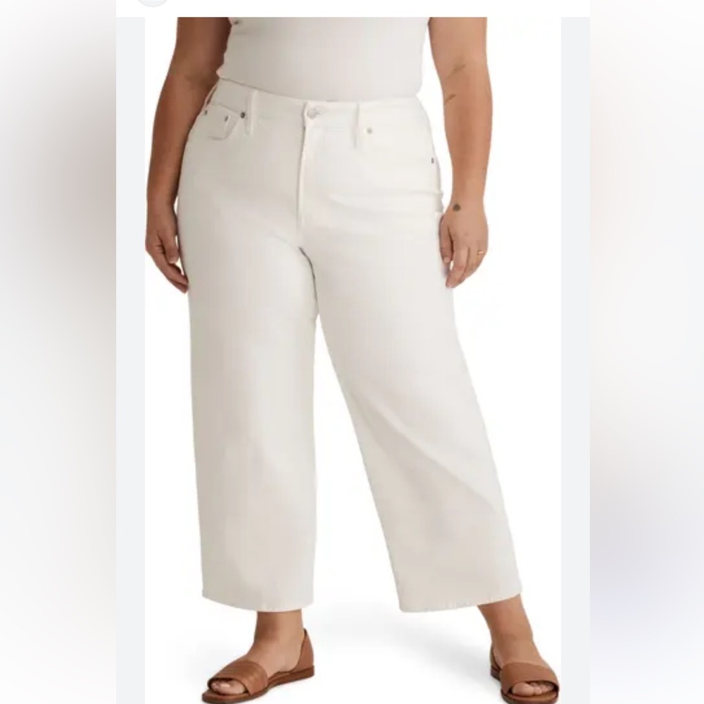 Madewell Perfect Vintage Crop Wide
Leg Jeans in Tile White